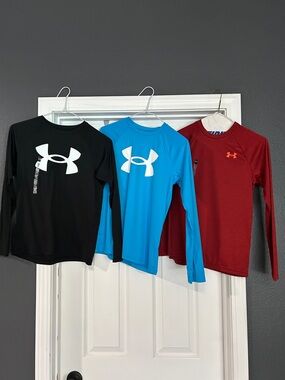 Under Armour Long Sleeve Tops - Black, Blue, Red LOT